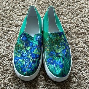 Van Gogh Iris slip on shoes